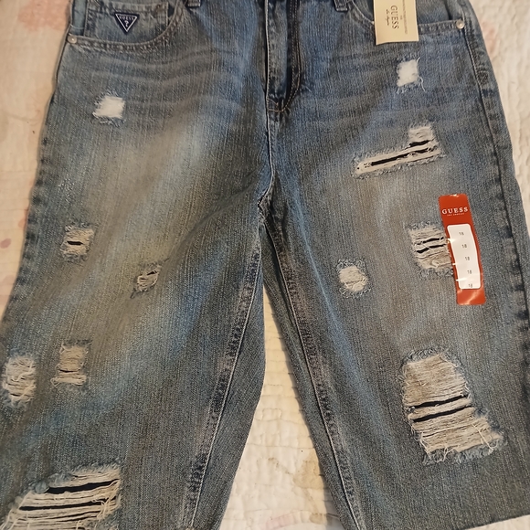 Guess Boys Distressed Blue Jeans - Picture 2 of 8
